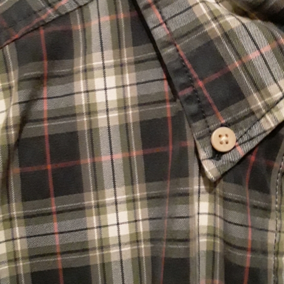 Abercrombie & Fitch Plaid button up - Picture 3 of 4
